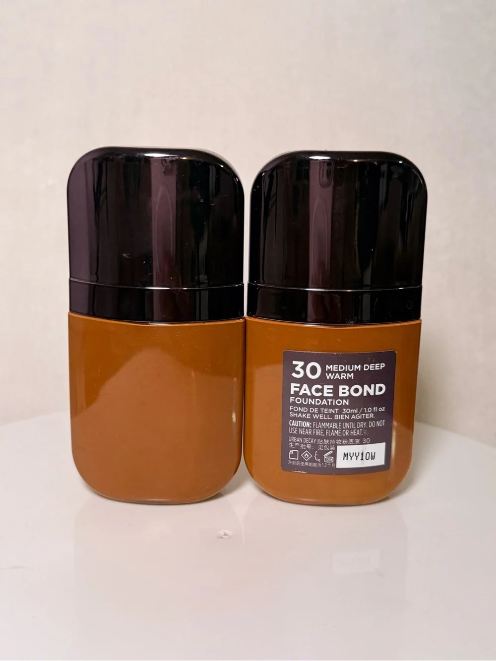 2pack urban decay Face Bond Foundation 30 Medium Deep Warm - Deep Brown Shade